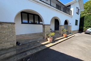 Entrance Porch - click for photo gallery